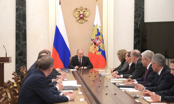 Президент провёл оперативное совещание с постоянными членами Совета Безопасности