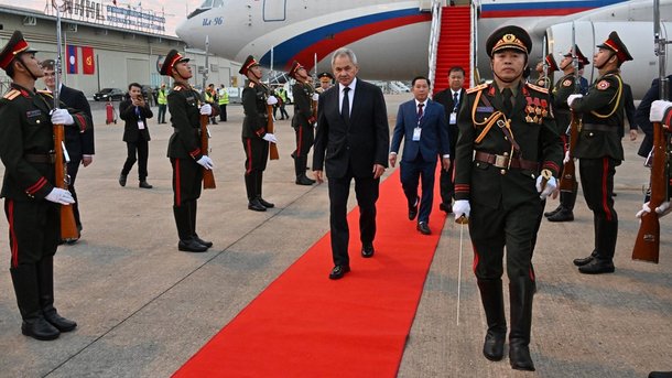 Сергей Шойгу прибыл с визитом в Лаос