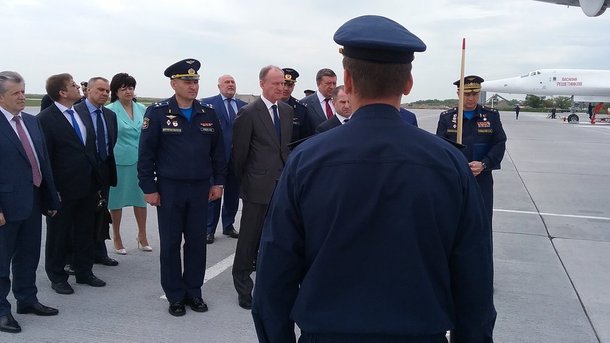 Секретарь Совета Безопасности РФ посетил базу Дальней авиации ВКС России в городе Энгельсе