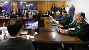 Президент Бразилии Жаир Болсонару в пятницу принял в Бразилиа участников встречи высоких представителей стран БРИКС (Бразилия, РФ, Индия, Китай, ЮАР), курирующих вопросы безопасности
