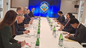 Секретарь Совета безопасности России Сергей Шойгу встретился с главой Султанской канцелярии Омана